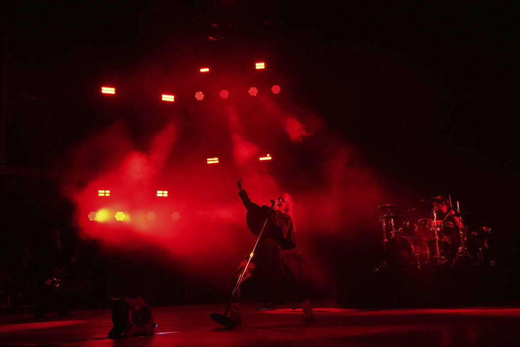 Scottish singer Shirley Manson from the band Garbage performs during the Corona Capital music festival in Mexico City, Friday, Nov. 14, 2025. (AP Photo/Eduardo Verdugo)