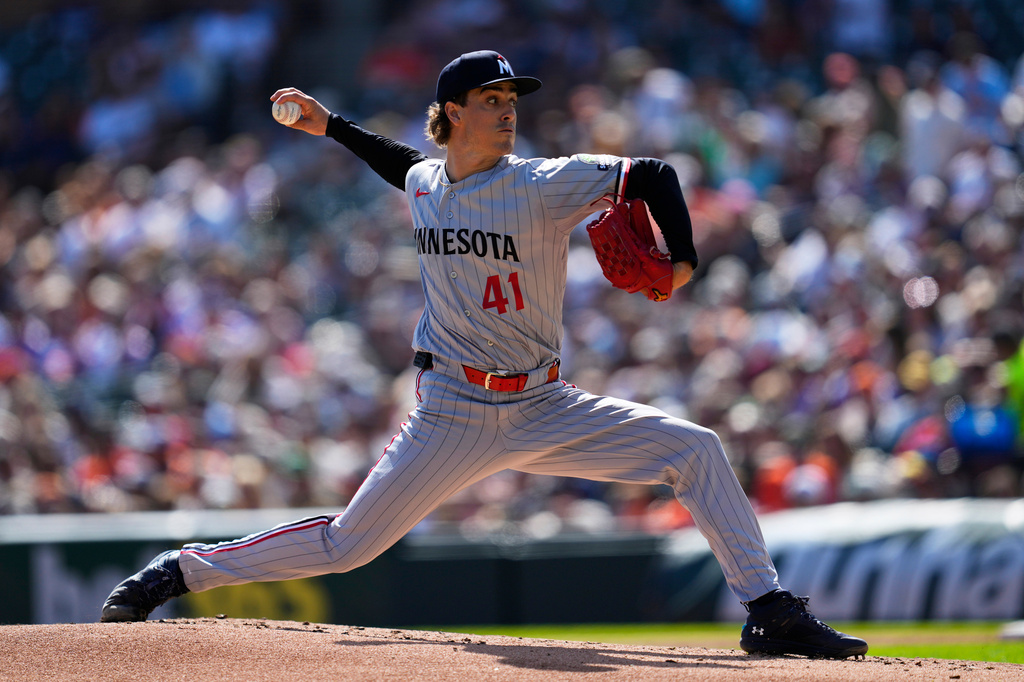 Minnesota Twins pitcher Joe Ryan throws against the Detroit Tigers during the first inning of a baseball game Monday, Sept. 7, 2026, in Detroit. (AP Photo/Paul Sancya)