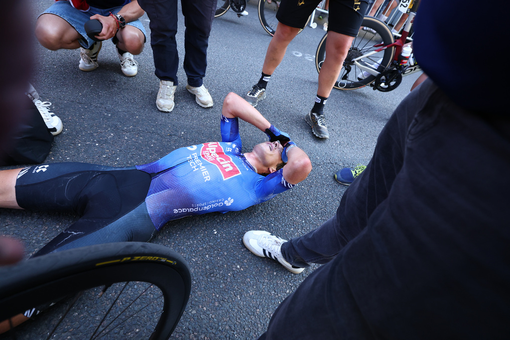 Belgium's Jasper Philipsen reacts after winning the seventeenth stage of the Tour de France cycling race, with start in Chambery and finish in Voiron France, Wednesday, July 22, 2026. (Gonzalo Fuentes/Pool Photo via AP)