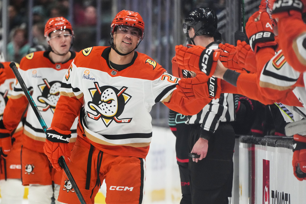 Anaheim Ducks center Ryan Poehling celebrates his goal against the Seattle Kraken during the first period of an NHL hockey game Friday, Jan. 23, 2026, in Seattle. (AP Photo/Lindsey Wasson)
