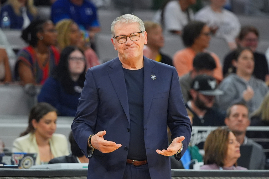 UConn head coach Geno Auriemma reacts against the Notre Dame during the first half in the Elite Eight of the NCAA college basketball tournament, Sunday, March 29, 2026, in Fort Worth, Texas. (AP Photo/LM Otero)
