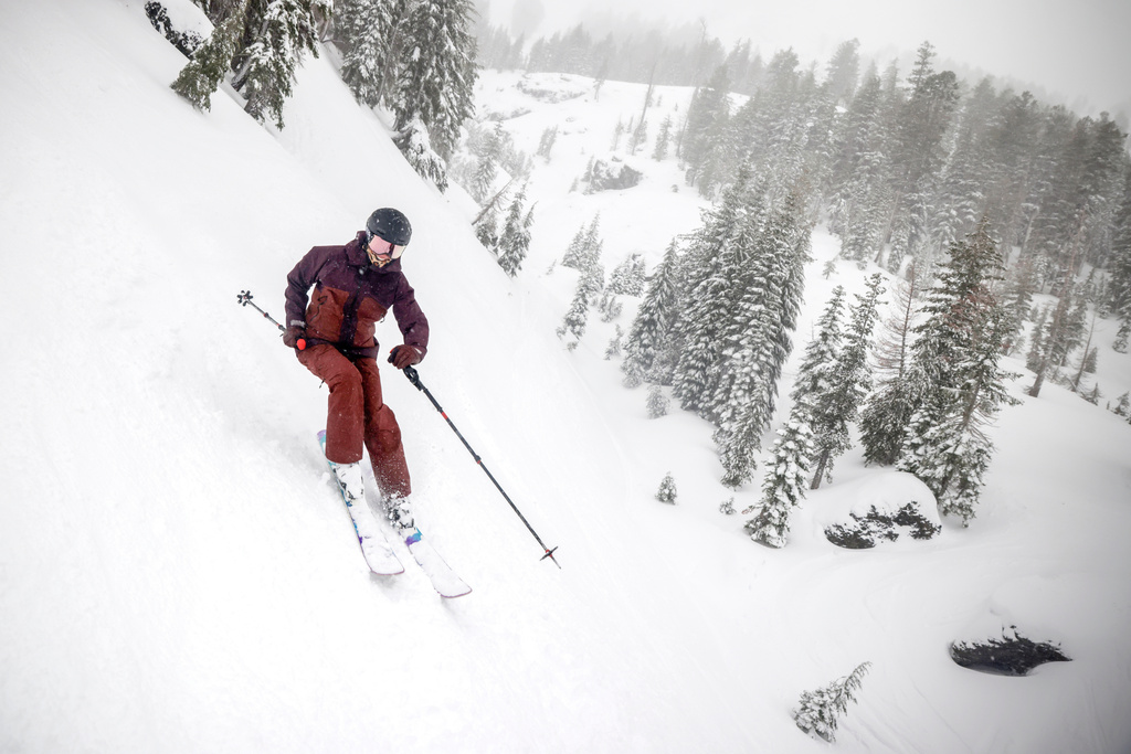 FILE - South Lake Tahoe resident and international fruit importer Meg Dowley skis Palisades at Kirkwood Ski Resort in Kirkwood, Calif., on Saturday, Jan. 3, 2026. (Brontë Wittpenn/San Francisco Chronicle via AP, File)