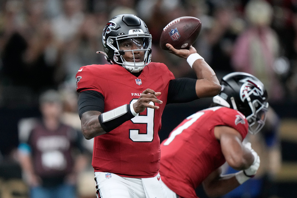 Atlanta Falcons quarterback Michael Penix Jr. (9) passes against the New Orleans Saints during the first half of an NFL football game in New Orleans, Monday, Oct. 5, 2026. (AP Photo/Gerald Herbert)
