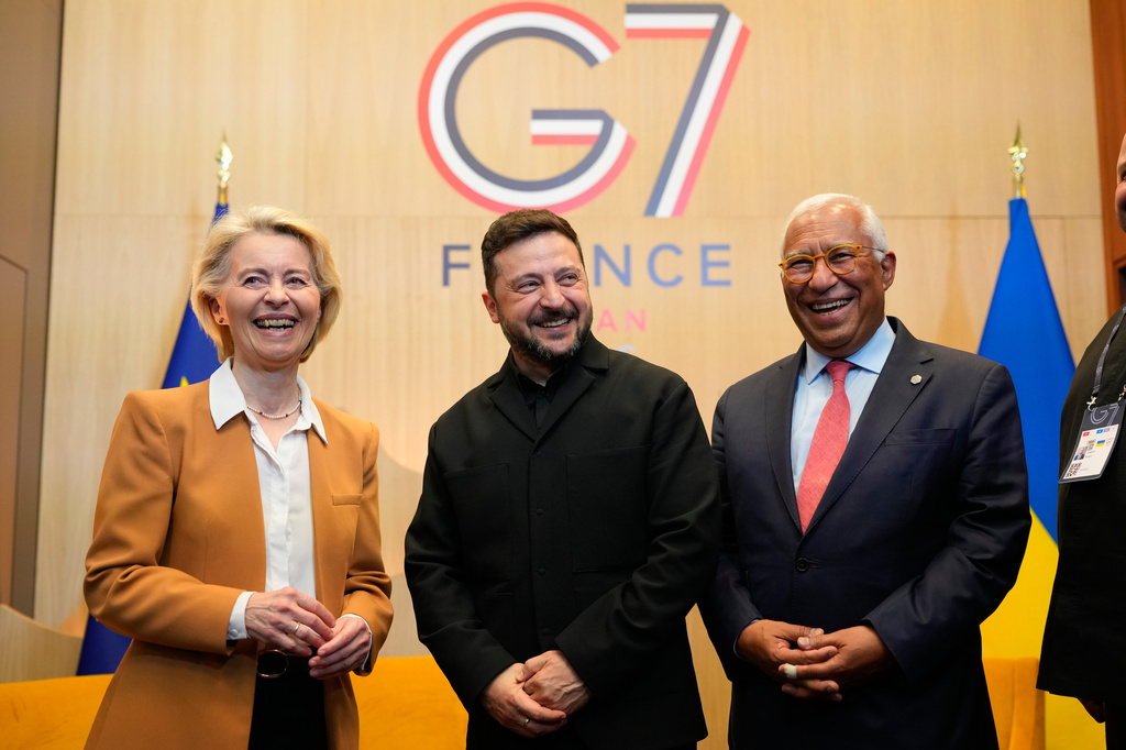 Ukrainian President Volodymyr Zelenskyy meets with European Commission President Ursula von der Leyen and European Council President Antonio Costa at the G7 summit in Evian-les-Bains, France, Tuesday, June 16, 2026. (AP Photo/Vadim Ghirda)