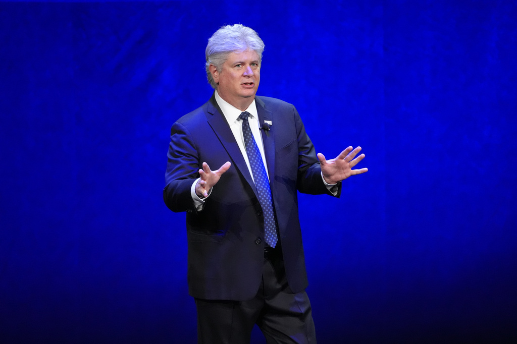 Michael O'Leary, president/CEO of Cinema United, speaks during the state of the industry and Neon presentation at CinemaCon on Tuesday, April 14, 2026, at Caesars Palace in Las Vegas. (AP Photo/Chris Pizzello)