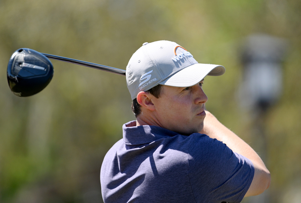 Matt Fitzpatrick tees off on the first hole during the final round of the Valspar Championship golf tournament Sunday, March 22, 2026, in Palm Harbor, Fla. (AP Photo/Jason Behnken)