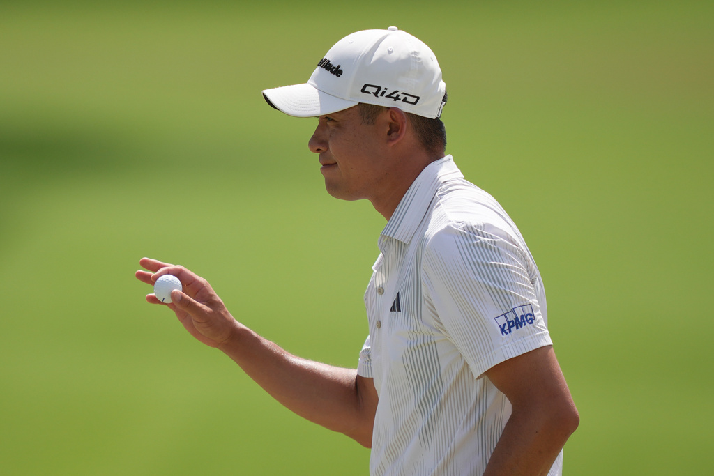 Collin Morikawa reacts after putting on the first hole during the final round of the Arnold Palmer Invitational at Bay Hill golf tournament Sunday, March 8, 2026, in Orlando, Fla. (AP Photo/Matt Slocum)