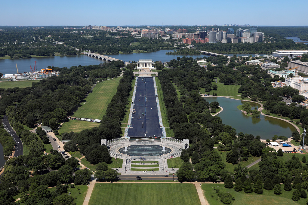 The renovation project to apply a blue protective coating to the Lincoln Memorial Reflecting Pool, Wednesday, June 3 2026, in Washington, as seen from the Washington Monument. (AP Photo/Rahmat Gul)