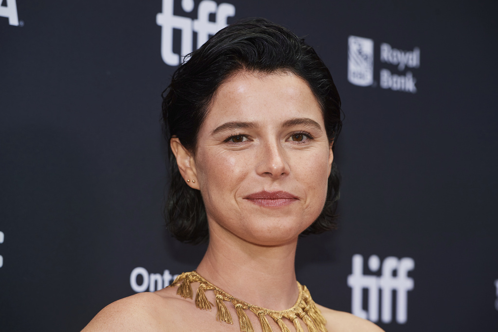 actor Jessie Buckley is photographed on the red carpet for the film "Hamnet" during the Toronto International Film Festival in Toronto, on Sunday, Sept. 7, 2025. (Sammy Kogan/The Canadian Press via AP)