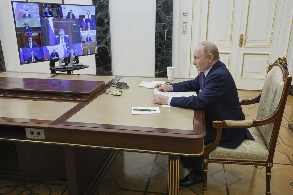 Russian President Vladimir Putin leads a cabinet meeting via videoconference at the Kremlin in Moscow, Russia, Wednesday, Sept. 17, 2025. (Vyacheslav Prokofyev, Sputnik, Kremlin Pool Photo via AP)