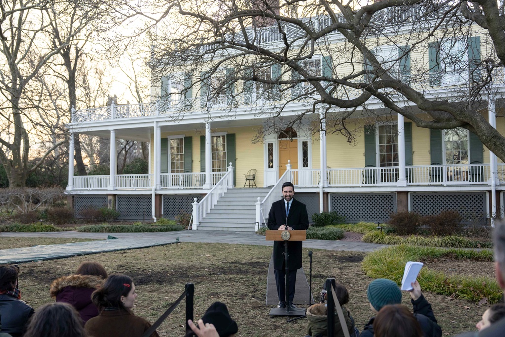 New York Mayor Zohran Mamdani speaks during a news conference at Gracie Mansion, Monday, Jan. 12, 2026, in New York. (AP Photo/Yuki Iwamura)