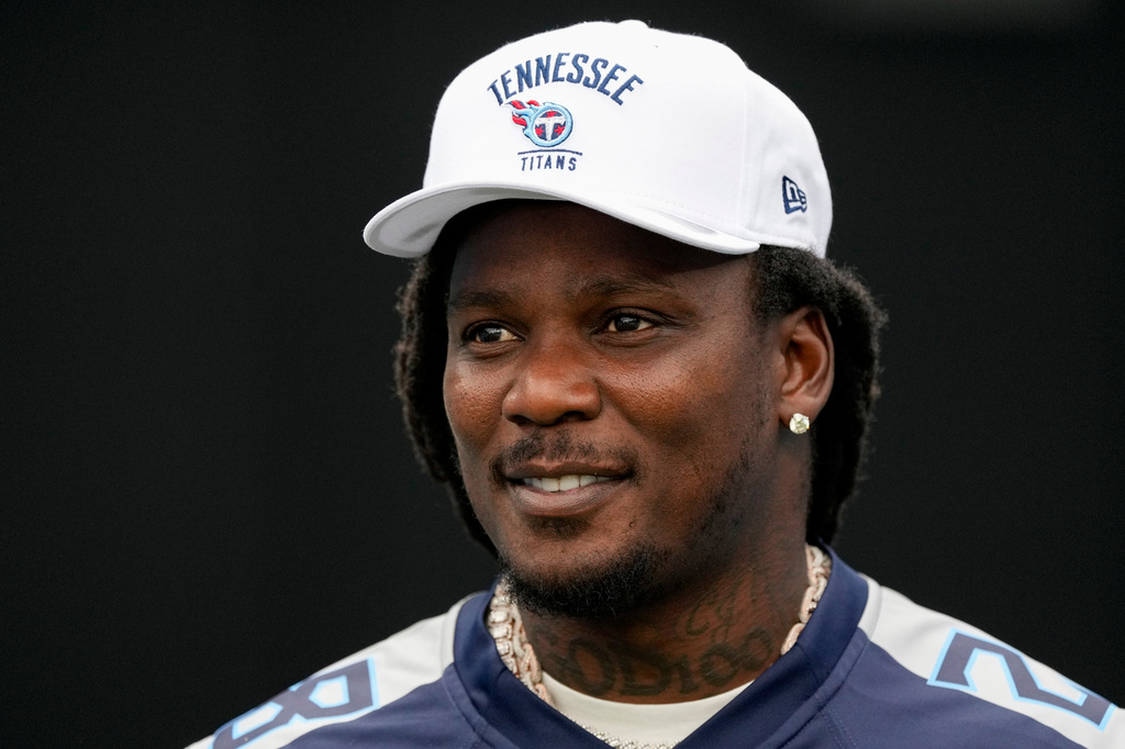 FILE - Former Tennessee Titans running back Chris Johnson visits the field during the second half of an NFL football game against the New York Jets, Sept. 15, 2024, in Nashville, Tenn. (AP Photo/George Walker IV, File)