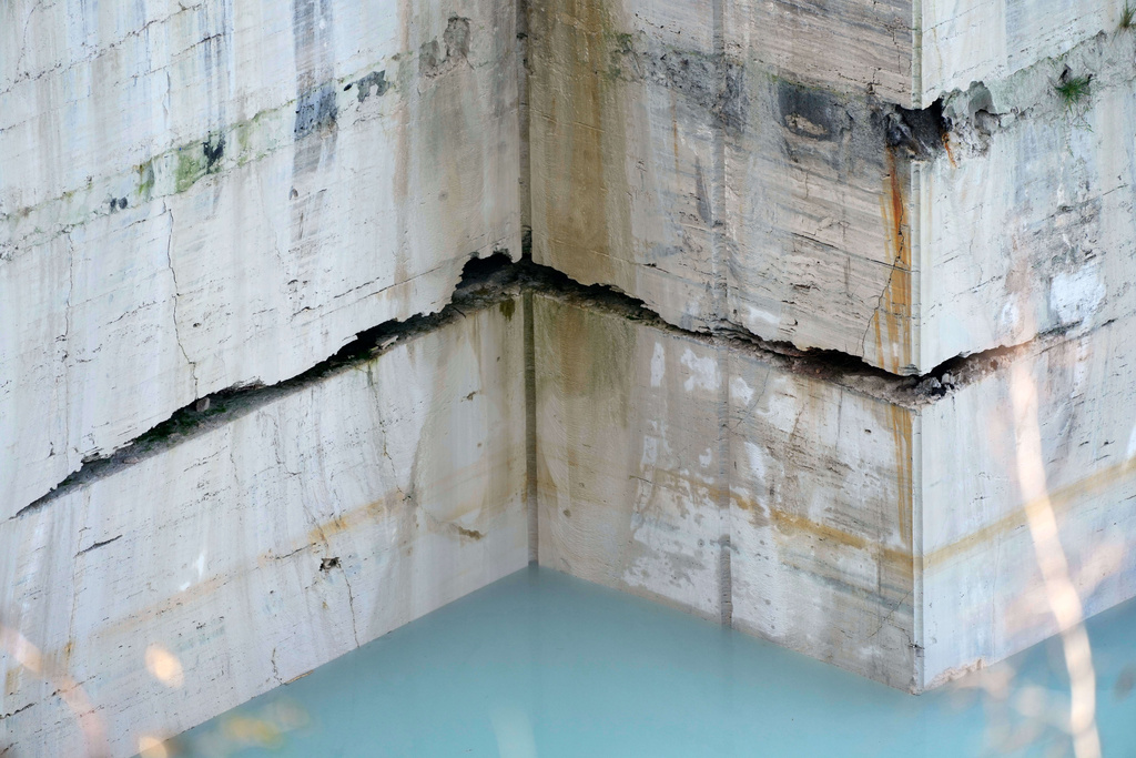 A wall of sectioned travertine is seen at the Degemar Quarry near Tivoli, Italy, 35 kilometers east of Rome, on Friday, Feb. 13, 2026, where 17th-century Baroque architect Gian Lorenzo Bernini selected travertine for the colonnade of St. Peter's Square. (AP Photo/Gregorio Borgia)
