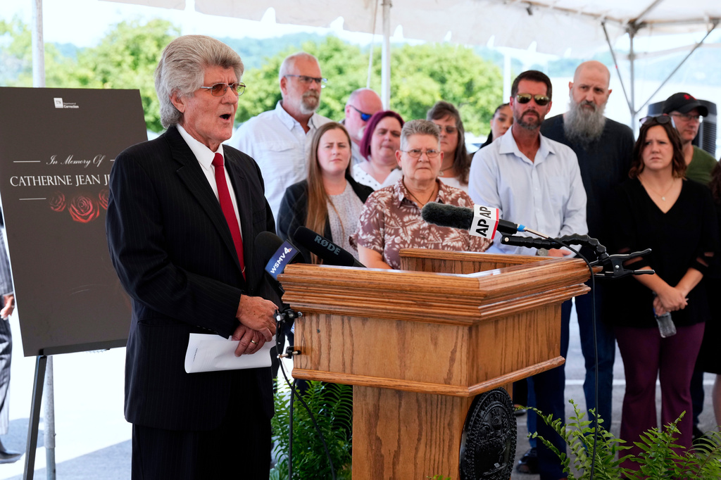 Dennis Jenkins, left, son of murder victim Catherine Jean Jenkins, speaks outside Riverbend Maximum Security Institution following the execution of Anthony Darrell Hines Thursday, Aug. 13, 2026, in Nashville, Tenn. (AP Photo/Mark Humphrey)