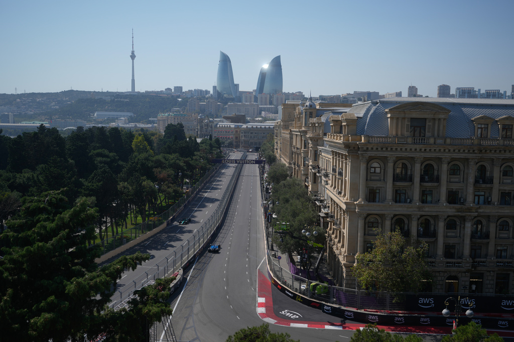 Williams driver Carlos Sainz of Spain steers his car during the first free practice ahead of the Azerbaijan F1 Grand Prix, in Baku, Azerbaijan, Thursday, Sept. 24, 2026. (AP Photo/Pavel Bednyakov)