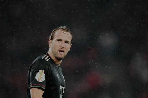 Bayern's Harry Kane reacts during the German soccer cup match between Cologne and FC Bayern Munich in Cologne, Wednesday, Oct. 29, 2025. (AP Photo/Martin Meissner) Bayern's Harry Kane reacts during the German soccer cup match between Cologne and FC Bayern Munich in Cologne, Wednesday, Oct. 29, 2025. (AP Photo/Martin Meissner)