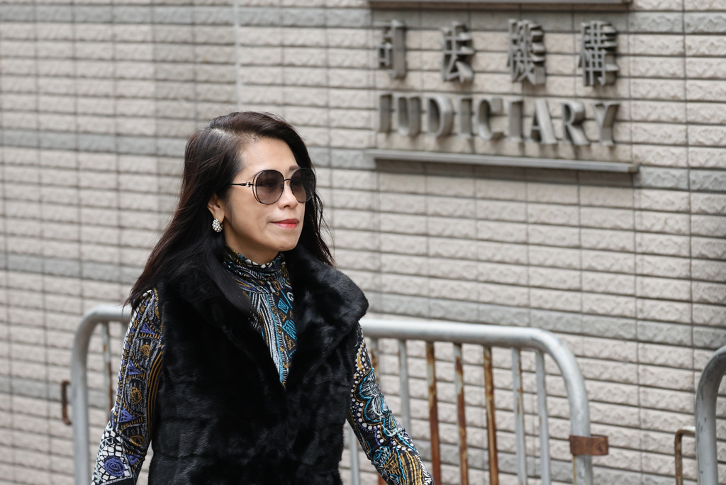 Teresa Lai, wife of pro-democracy media mogul Jimmy Lai arrives to the West Kowloon Magistrates' Courts to attend a hearing to hear arguments about the sentencing of Jimmy Lai, in Hong Kong, Monday, Jan. 12, 2026. (AP Photo/May James)
