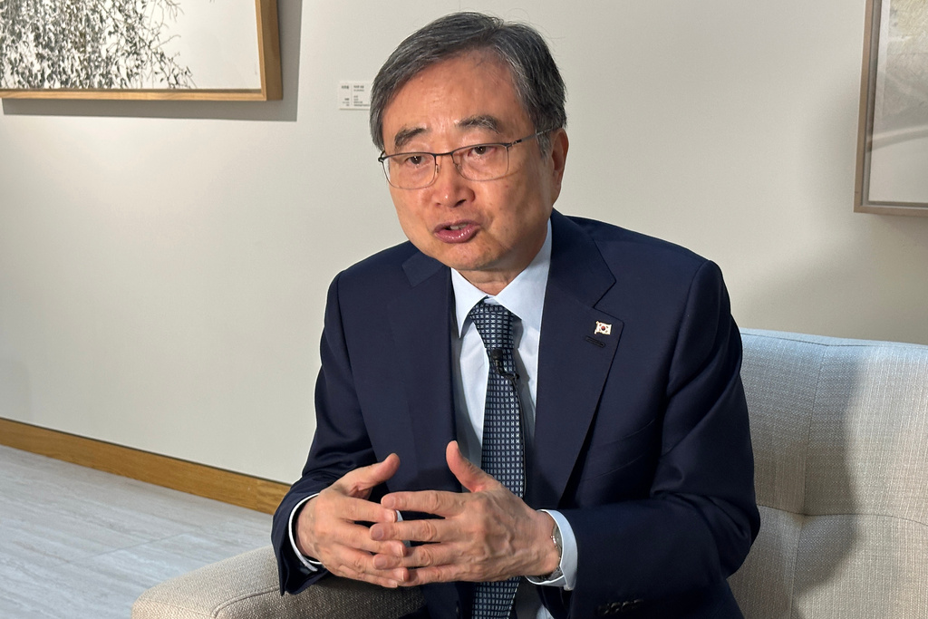 South Korean Foreign Minister Cho Hyun speaks at the Republic of Korea Mission in New York during the 80th session of the United Nations General Assembly, Friday, Sept. 26, 2025. (AP Photo/Ted Shaffrey)
