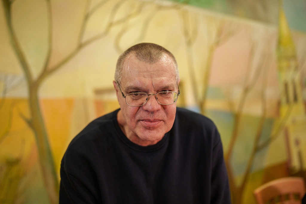 Viktar Babaryka, key Belorussian opposition figure looks on during a joint press conference with Uladzimir Labkovich, human rights activist, Maria Kolesnikova, key Belorussian opposition figure and Alyaksandr Feduta, Belarusian politician after being released from detention in Belarus, in Chernihiv, Ukraine, Sunday, Dec. 14, 2025. (AP Photo/Evgeniy Maloletka)