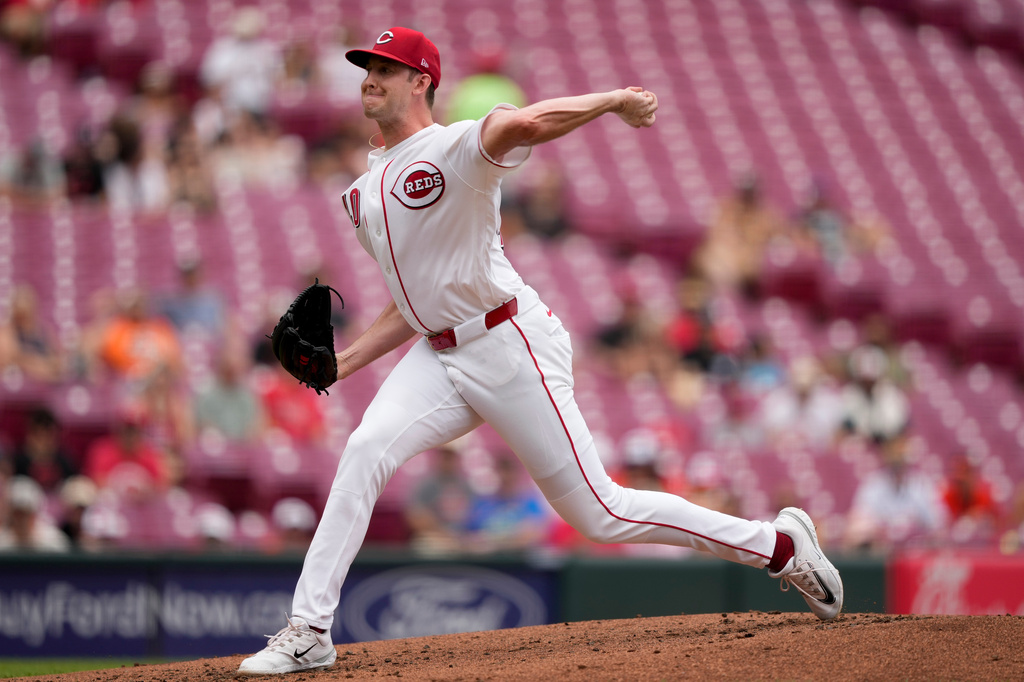 Cincinnati Reds pitcher Nick Lodolo throws during the second inning of a baseball game against the Baltimore Orioles in Cincinnati, Sunday, July 5, 2026. (AP Photo/Carolyn Kaster)