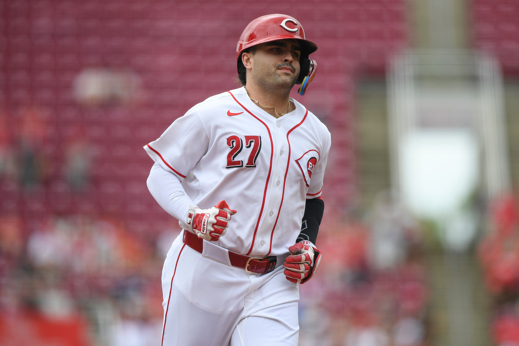 Cincinnati Reds' Sal Stewart rounds the bases after hitting a solo home run during the first inning of a baseball game against the Pittsburgh Pirates in Cincinnati, Sunday, Aug. 2, 2026. (AP Photo/Tanner Pearson)