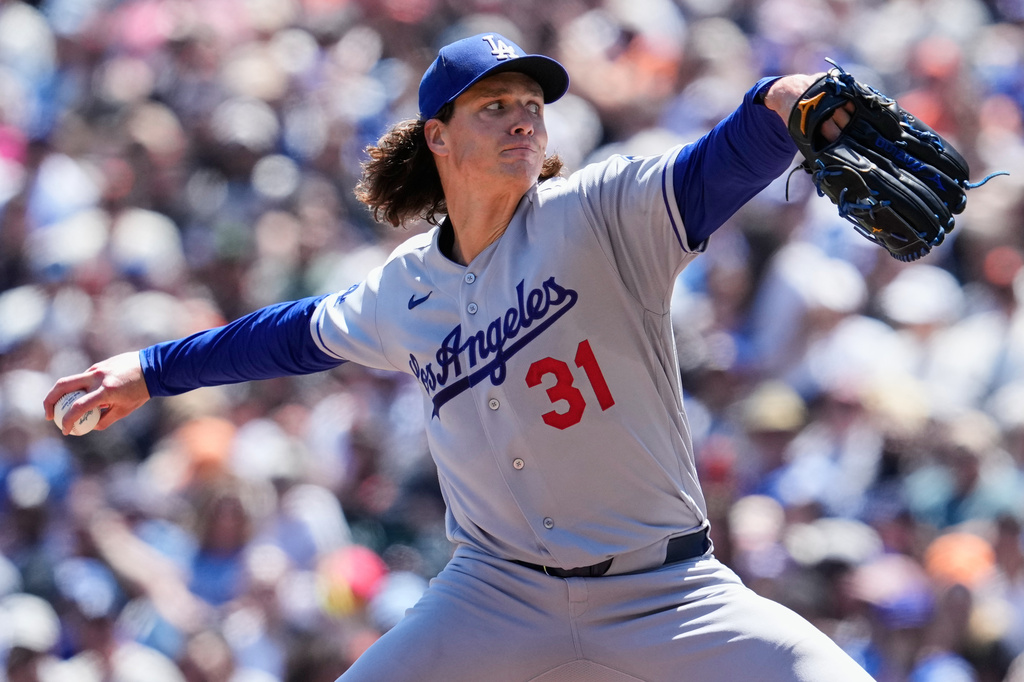 Los Angeles Dodgers' Tyler Glasnow (31) pitches to a San Francisco Giants batter during the third inning of a baseball game Thursday, April 23, 2026, in San Francisco. (AP Photo/Godofredo A. Vásquez)