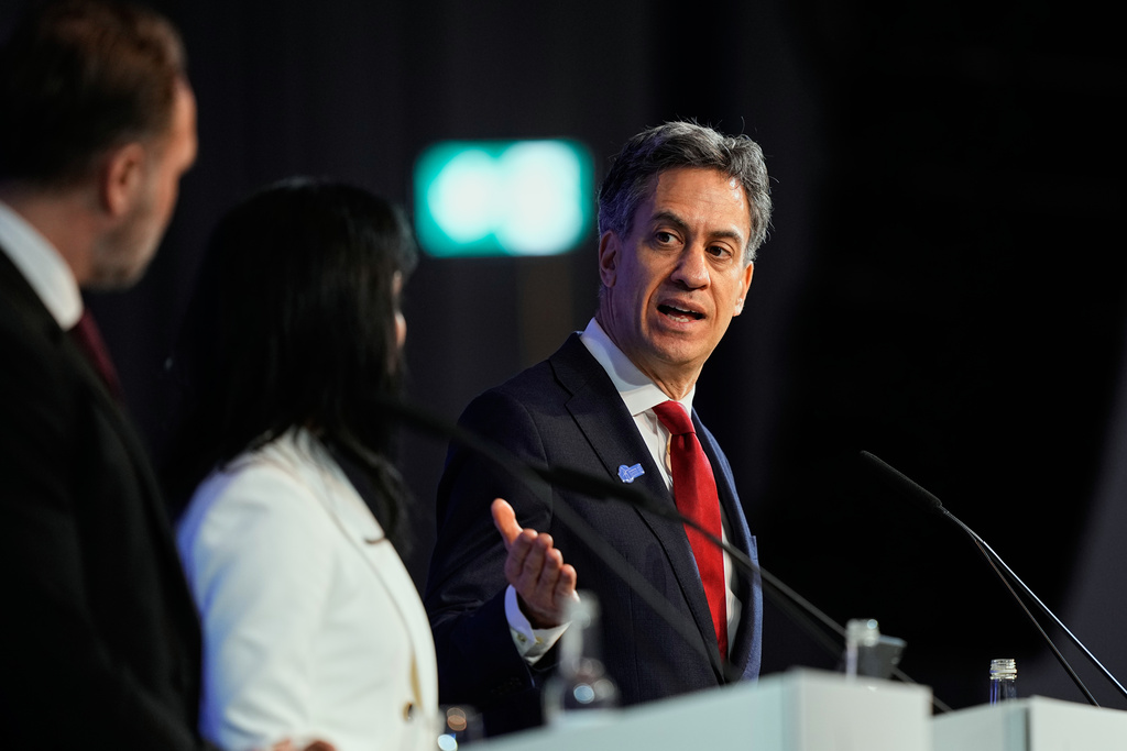 Ed Miliband, Britain's Secretary of State for Energy Security and Net Zero speaks after signing a declaration during the North Sea Summit in Hamburg, Germany, where the North Sea coastal states aim to strengthen cross-border cooperation in the expansion of offshore wind energy and hydrogen infrastructure on Monday, January 26, 2026. (AP Photo/Martin Meissner)