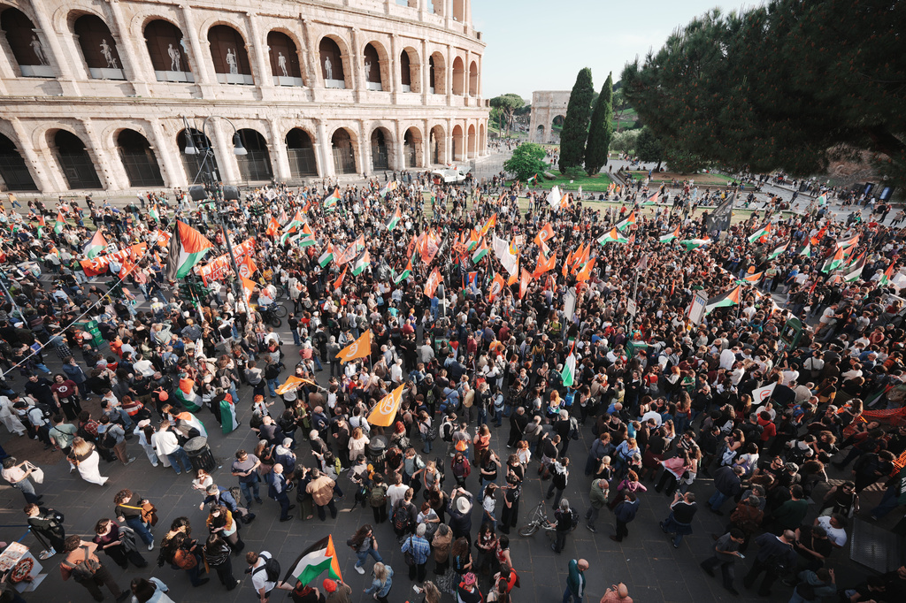 People stage a protest after activists attempting to break Israel's maritime blockade of Gaza say Israeli forces have intercepted their "Global Sumud Flotilla" near the southern Greek island of Crete, in Rome, Thursday, April 30, 2026. (AP Photo/Andrew Medichini)