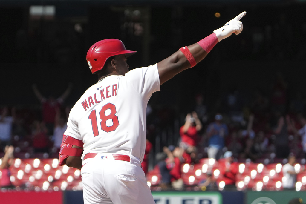 St. Louis Cardinals' Jordan Walker rounds the bases after hitting a two-run home run during the seventh inning of a baseball game against the Pittsburgh Pirates Thursday, Aug. 28, 2025, in St. Louis. (AP Photo/Jeff Roberson)