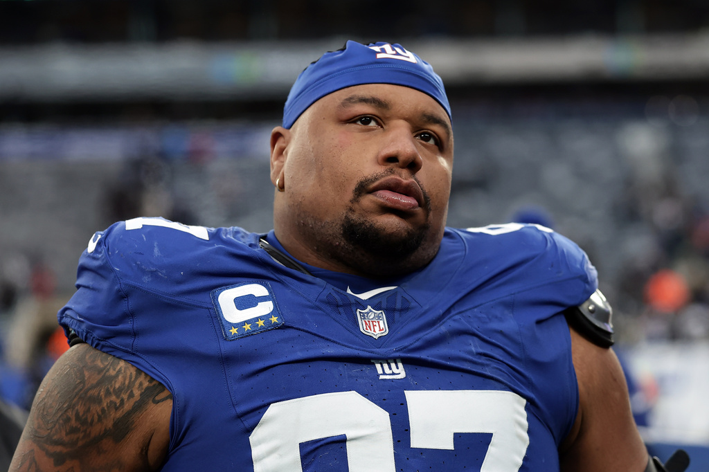 FILE - New York Giants defensive tackle Dexter Lawrence II (97) walks off the field after an NFL football game against the Dallas Cowboys, Sunday, Jan. 4, 2026, in East Rutherford, N.J. (AP Photo/Adam Hunger, File)