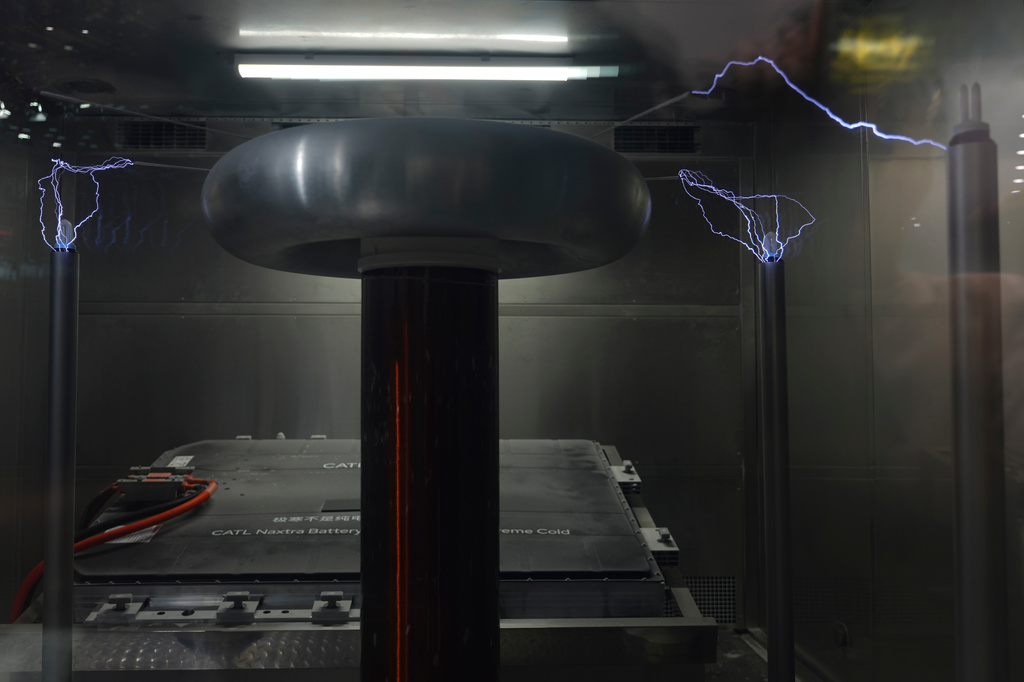 Electricity can be seen as a demonstration of CATL's Naxtra battery working in -50 celsius environment at the CATL booth during Auto China 2026 in Beijing, Saturday, April 25, 2026. (AP Photo/Ng Han Guan)
