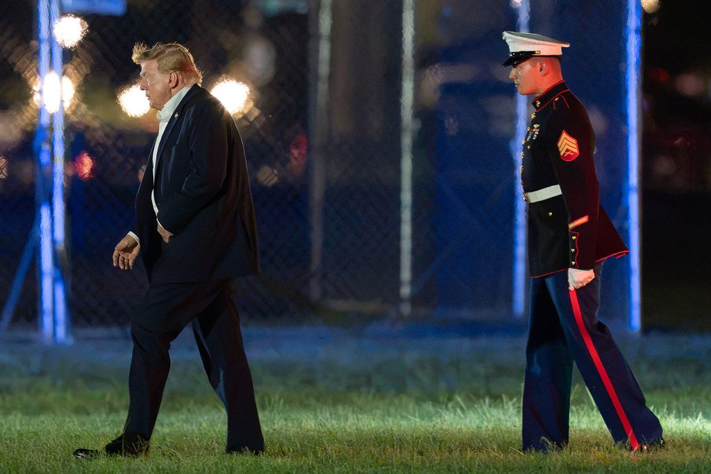 President Donald Trump walks from Marine One to his limousine upon his arrival at the Ellipse just outside of the White House, Sunday, Sept. 13, 2026, in Washington. (AP Photo/Jose Luis Magana)