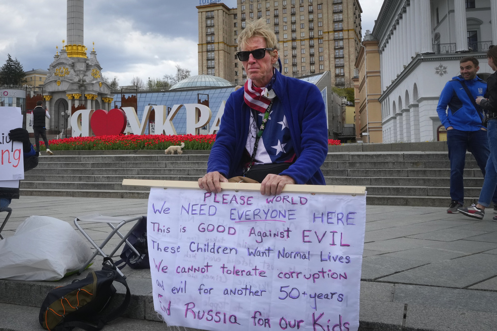 Takeaways from AP's report on warning signs about suspect in apparent ...
