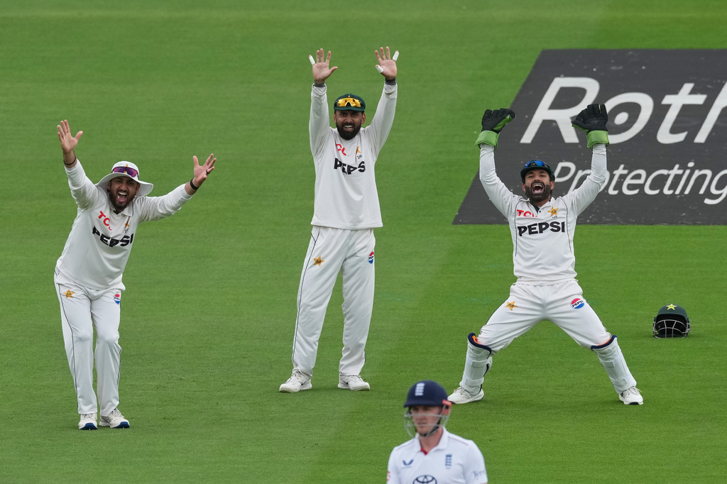 Pakistan's players appeal unsuccessfully for the wicket of England's Harry Brook on day three of the second cricket test match between England and Pakistan in London, Saturday, Aug. 29, 2026. (AP Photo/Dave Shopland)