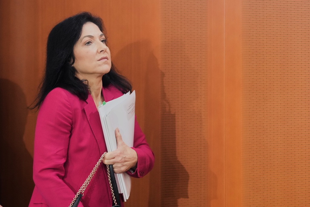German Economy and Energy Katherina Reiche arrives for the cabinet meeting at the chancellery in Berlin, Germany, Wednesday, Oct. 8, 2025. (AP Photo/Markus Schreiber)