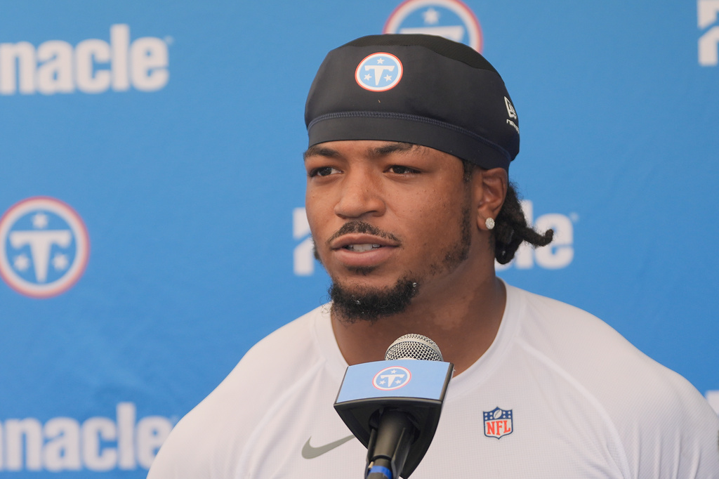 Tennessee Titans linebacker Cedric Gray speaks at a news conference after a joint practice with the San Francisco 49ers at the 49ers' NFL football training camp, Tuesday, Aug. 11, 2026, in Santa Clara, Calif. (AP Photo/Jeff Chiu)