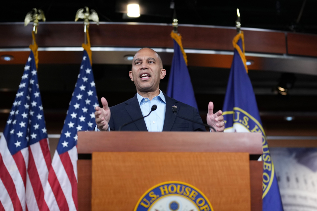 House Minority Leader Hakeem Jeffries, D-N.Y., speaks during a news conference as the government shutdown enters its third week, at the Capitol in Washington, Tuesday, Oct. 14, 2025. (AP Photo/J. Scott Applewhite)