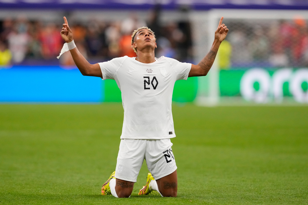 Norway's Antonio Nusa (20) celebrates after scoring the opening goal of his team during the World Cup round of 32 soccer match between Ivory Coast and Norway in Arlington, Texas, near Dallas, Tuesday, June 30, 2026.(AP Photo/Tony Gutierrez)