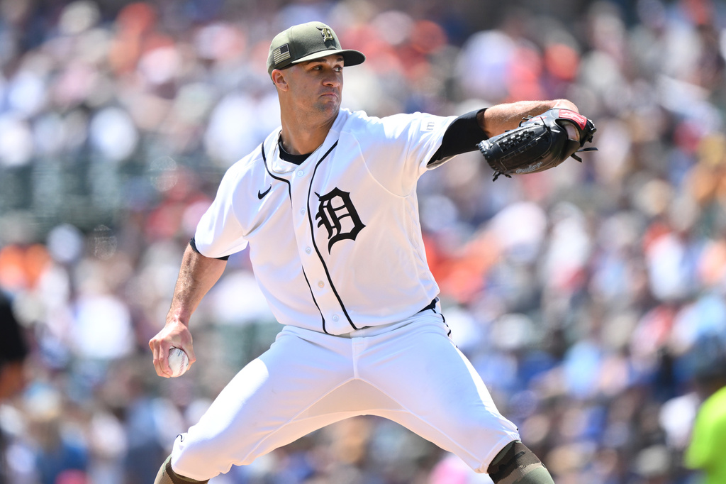 Detroit Tigers pitcher Jack Flaherty throws against the Toronto Blue Jays in the first inning of a baseball game, Sunday, May 17, 2026, in Detroit. (AP Photo/Lon Horwedel)