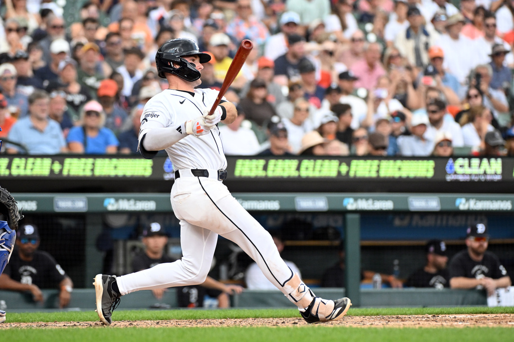 Detroit Tigers' Kevin McGonigle singles during the fifth inning of a baseball game against the Kansas City Royals, Sunday, July 26, 2026, in Detroit. (AP Photo/Jose Juarez)