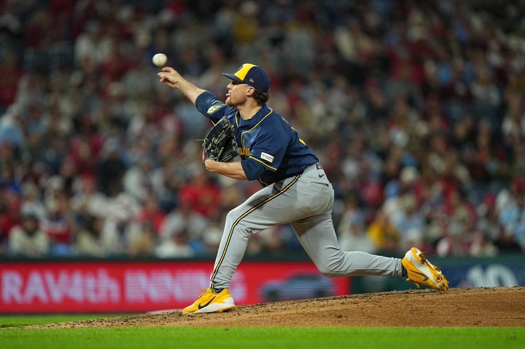 Milwaukee Brewers' Chad Patrick pitches during the fourth inning of a baseball game against the Philadelphia Phillies, Thursday, Sept. 24, 2026, in Philadelphia. (AP Photo/Matt Rourke)
