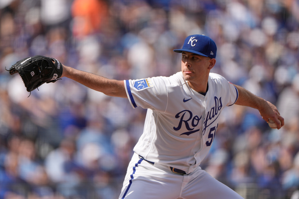 Kansas City Royals starting pitcher Kris Bubic throws during the first inning of a baseball game against the Minnesota Twins, Monday, March 30, 2026, in Kansas City, Mo. (AP Photo/Charlie Riedel)