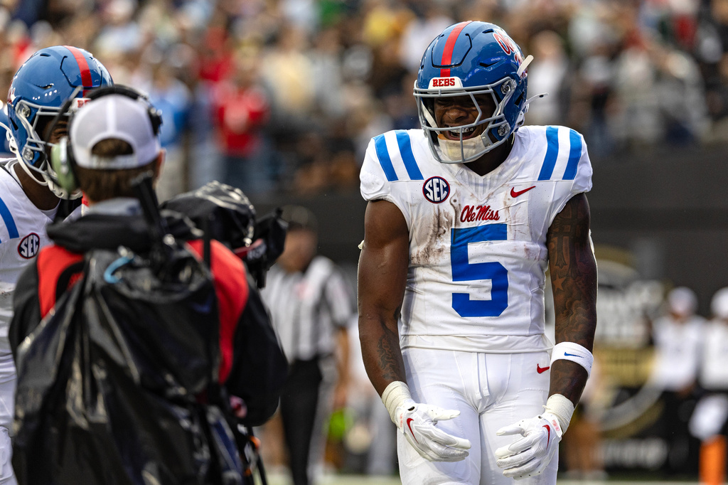 Mississippi running back Kewan Lacy (5) celebrates scoring a touchdown during the first half of an NCAA college football game against Vanderbilt, Saturday, Oct. 10, 2026, in Nashville, Tenn. (AP Photo/Wade Payne)