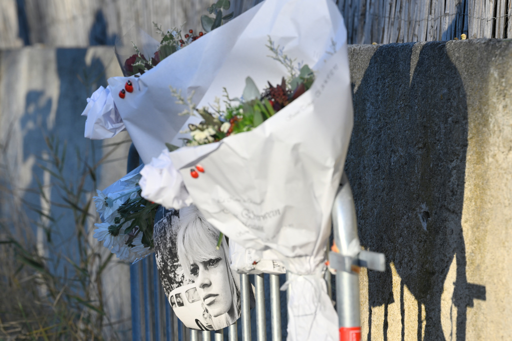Flowers lay at actor Brigitte Bardot's home in Saint-Tropez, southern France, Sunday, Dec. 28, 2025 after the French 1960s sex symbol who became one of the greatest screen sirens of the 20th century and later a militant animal rights activist and far-right supporter, has died. She was 91. (AP Photo/Philippe Magoni)