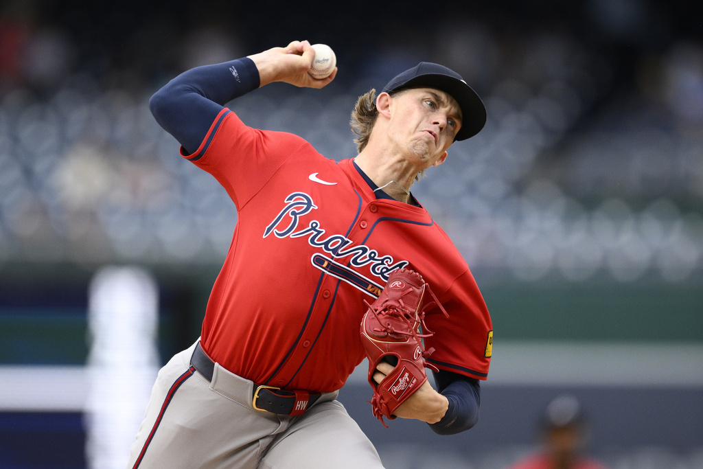 Atlanta Braves starting pitcher Hurston Waldrep throws during the first inning of a baseball game against the Washington Nationals, Wednesday, Sept. 17, 2025, in Washington. (AP Photo/Nick Wass)