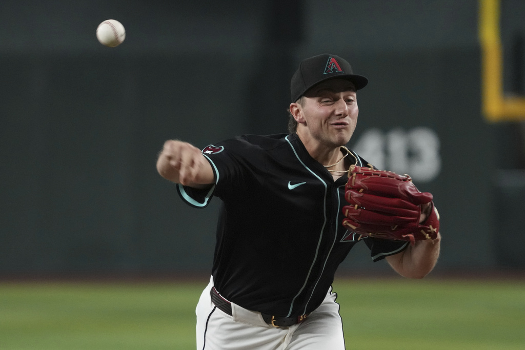 Arizona Diamondbacks' pitcher Brandon Pfaadt throws against the Boston Red Sox in the first inning of a baseball game, Sunday, Sept 6, 2025, in Phoenix. (AP Photo/Rick Scuteri)