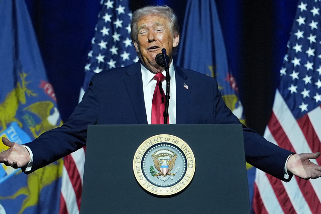 President Donald Trump delivers remarks to the Detroit Economic Club at the MotorCity Casino Hotel, Tuesday, Jan. 13, 2026, in Detroit. (AP Photo/Evan Vucci)