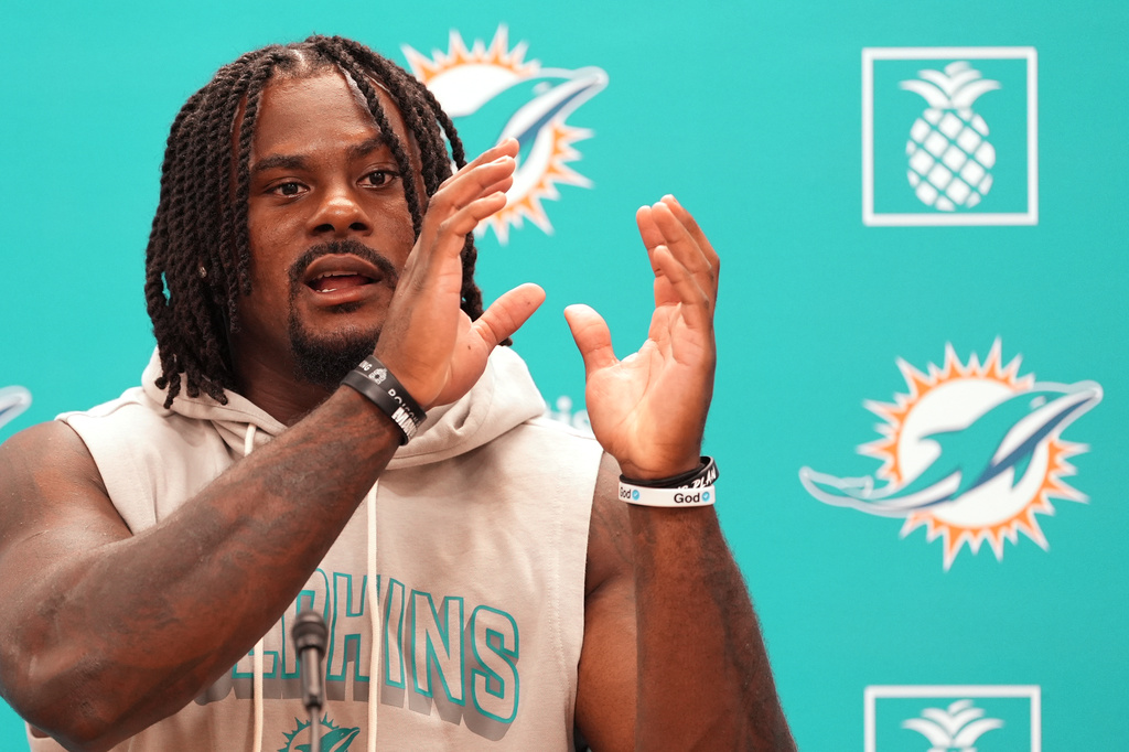 Miami Dolphins quarterback Malik Willis speaks to journalists during NFL football training camp, Tuesday, July 28, 2026, in Miami Gardens, Fla. (AP Photo/Rebecca Blackwell)