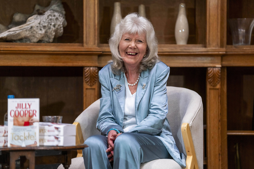 This Sept. 20, 2025 file photos shows author Jilly Cooper at The Queen's Reading Room Festival, a literary event celebrating the power and benefits of reading, held at Chatsworth in Derbyshire, England. (Lucy Ray/PA via AP)