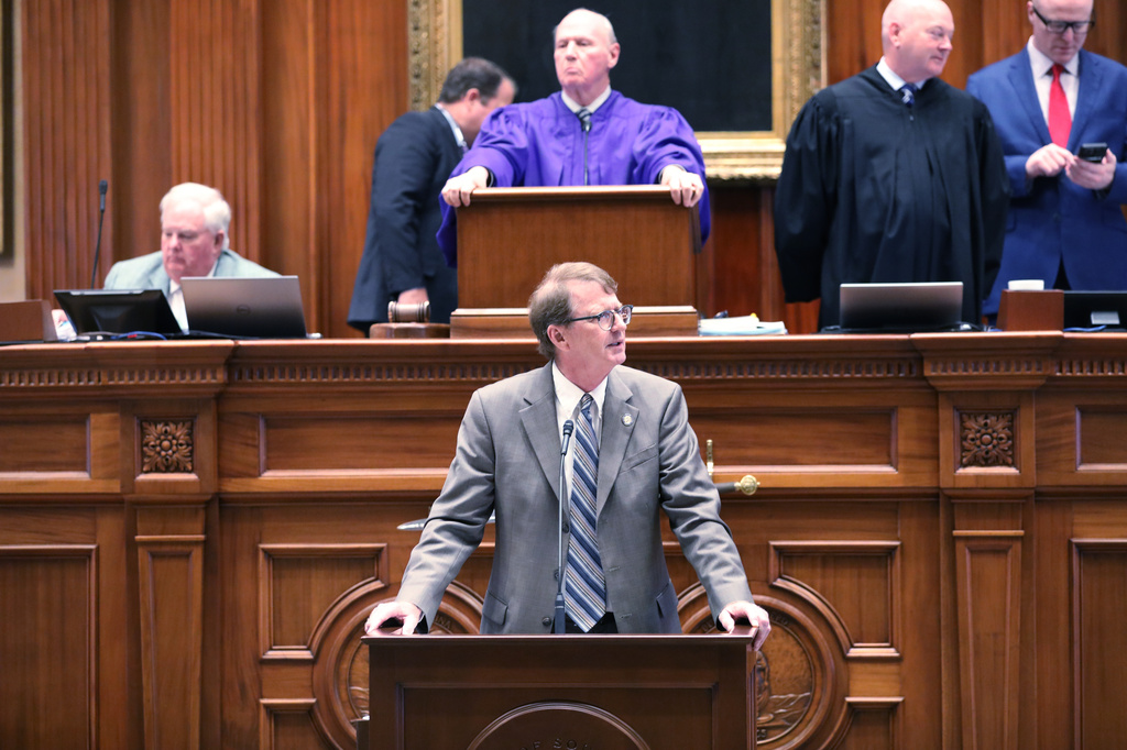 Republican South Carolina Sen. Richard Cash speaks during a session on redistricting on Tuesday, May 26, 2026, in Columbia, S.C. (AP Photo/Jeffrey Collins)